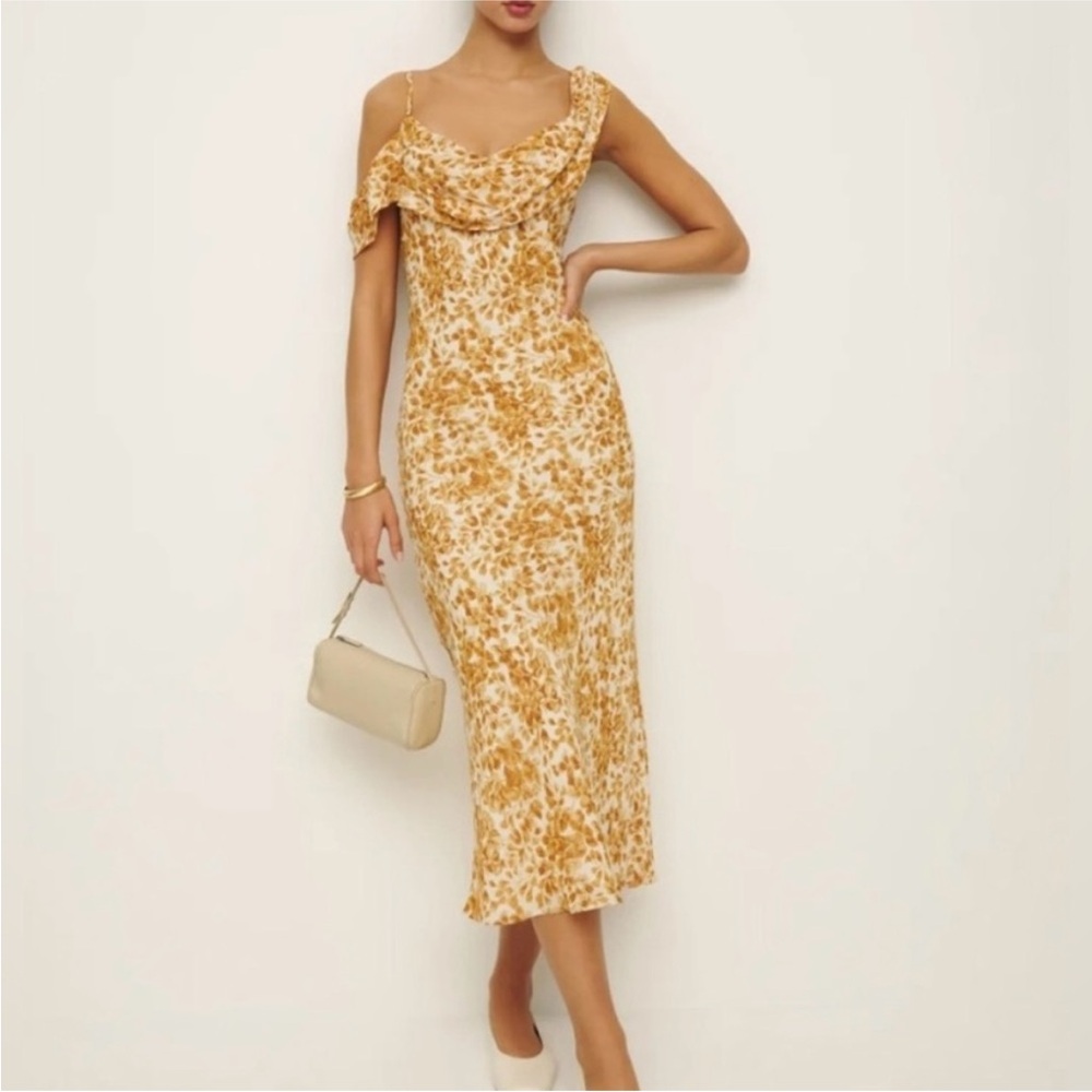 Reformation Reya Dress in Goldfinch